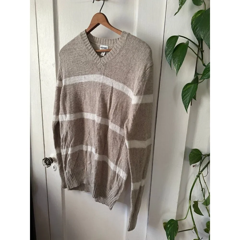 Old Navy size medium, long sleeve V-neck sweater